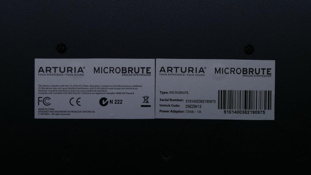 Arturia MICROBRUTE アナログシンセサイザー