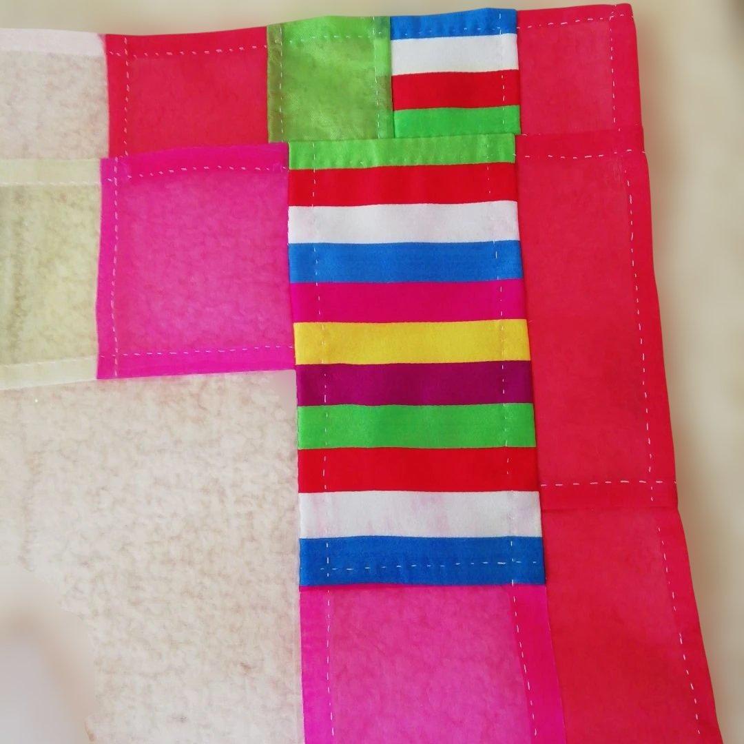 ポジャギ刺繍デザインのフリークロス