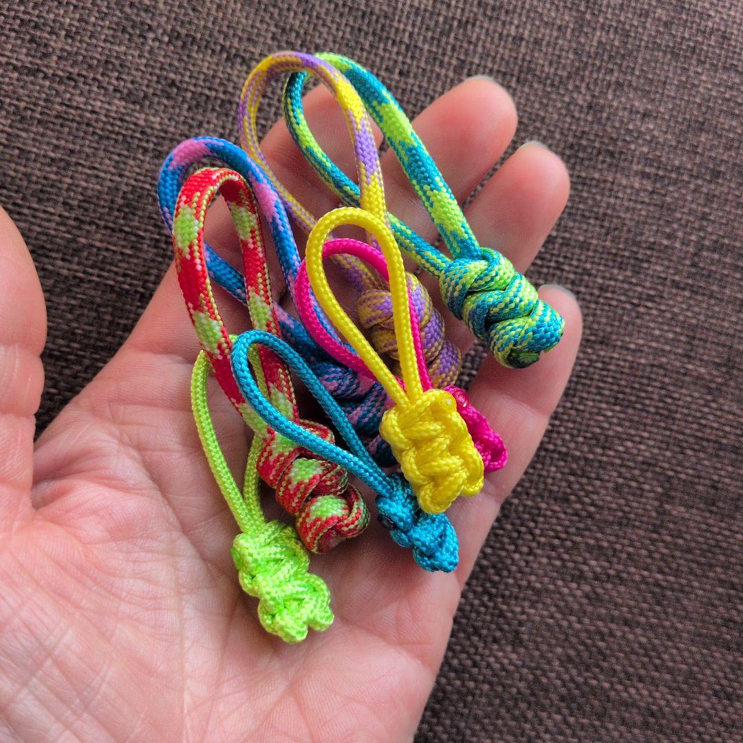 小さなパラコードジッパータブ／２タイプセット（８本）