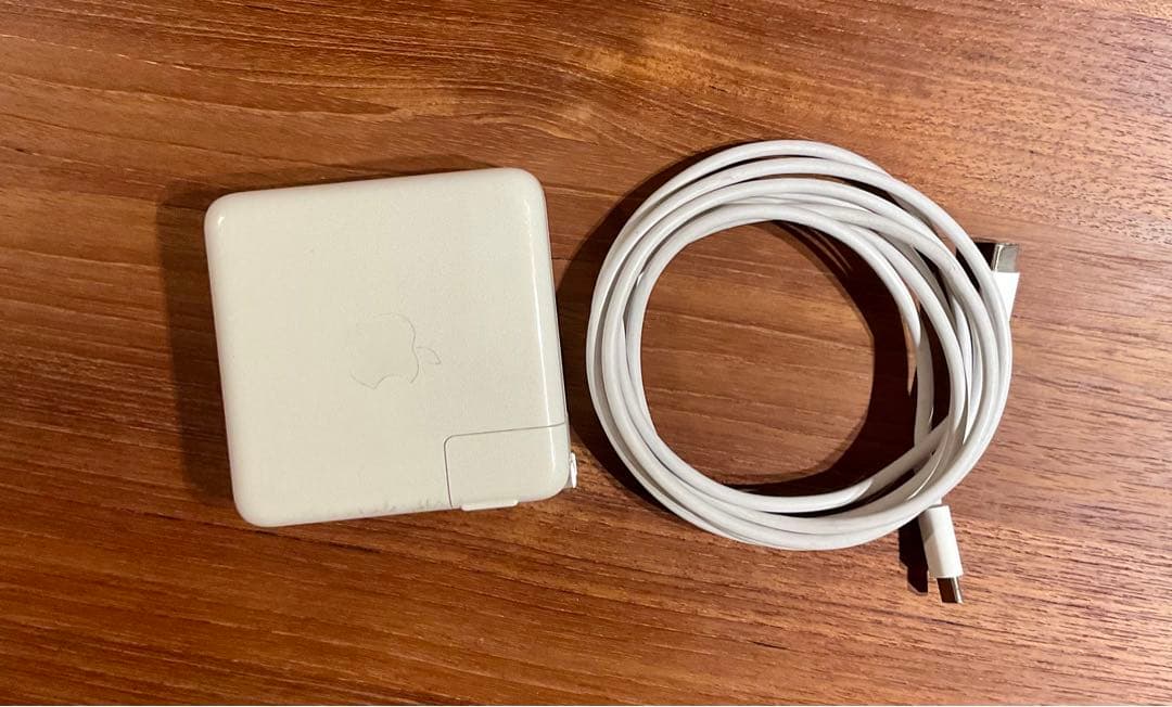 MacBookpro 16インチSSD1T 2.6GHz 1テラカスタム