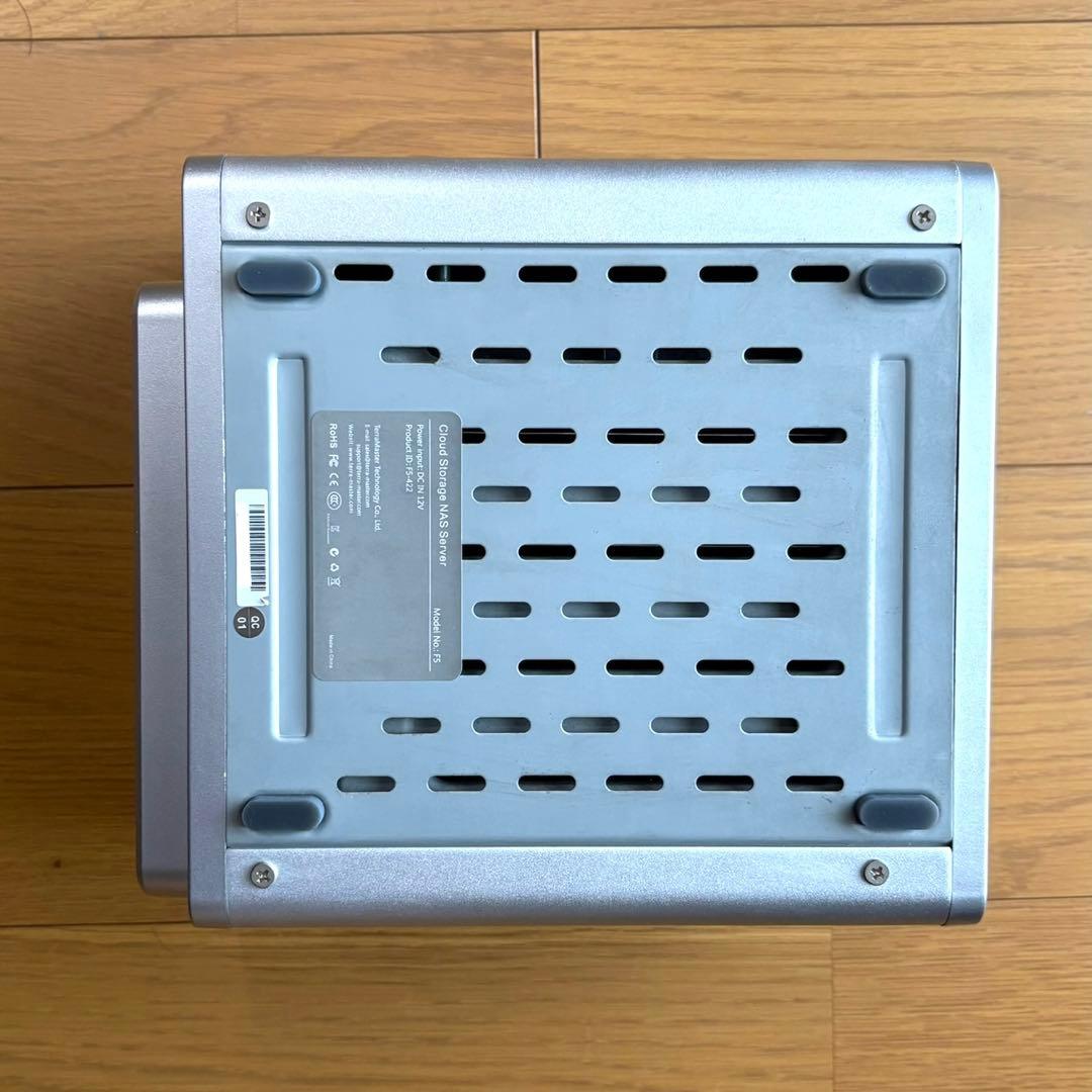 TerraMaster F5-422 10GbE NAS 5ベイHDD5本セット