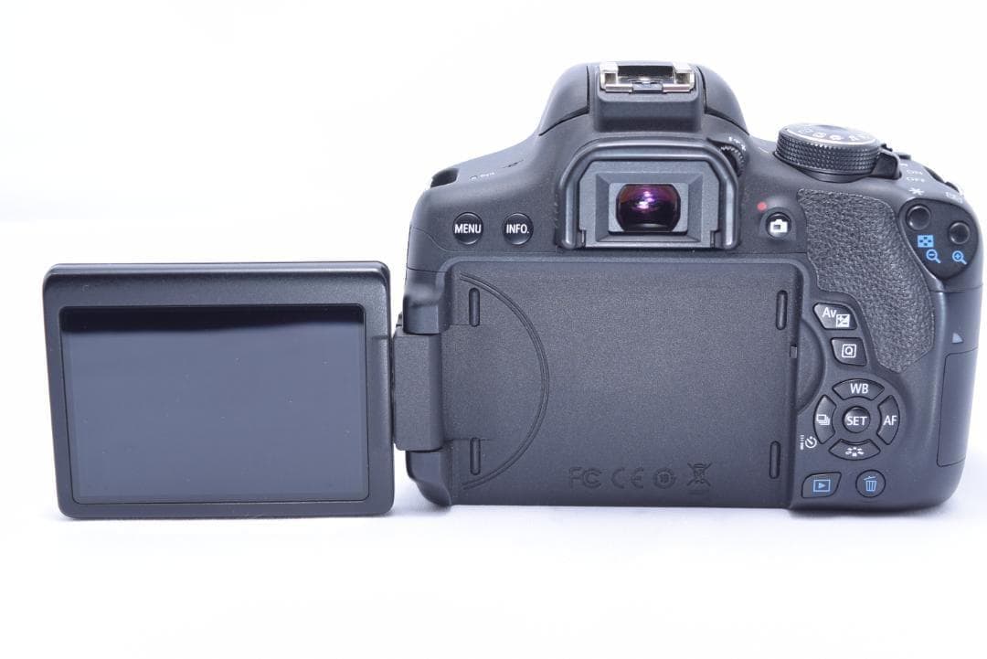 Canon Kiss X8i 　Ｗレンズ　超望遠レンズセット