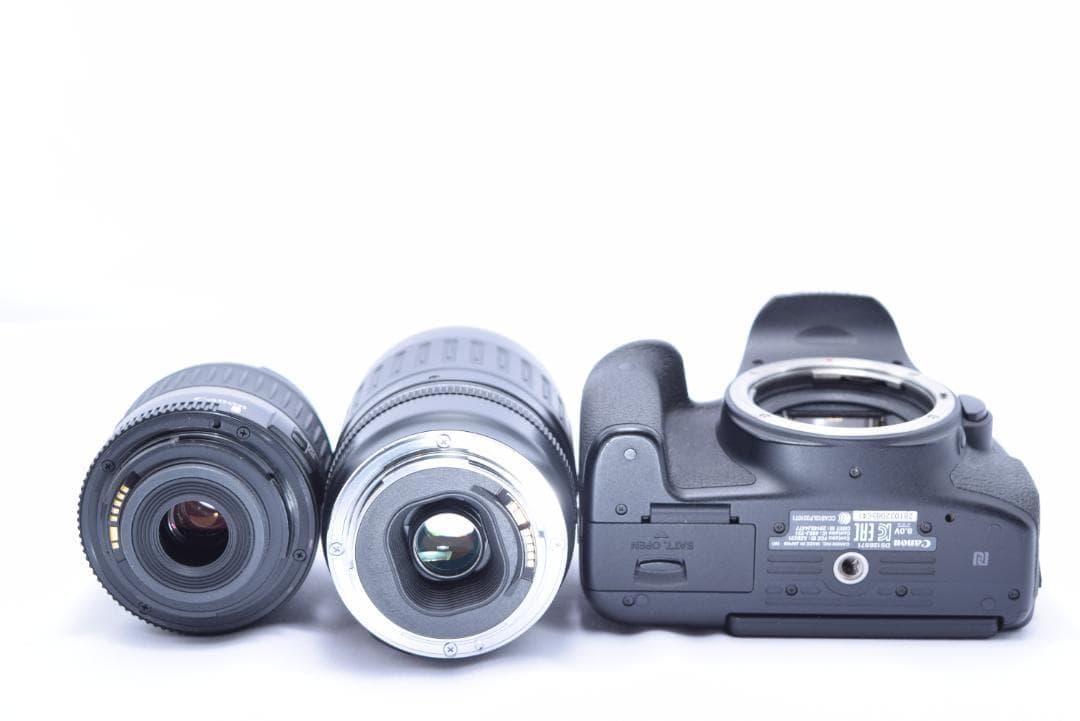 Canon Kiss X8i 　Ｗレンズ　超望遠レンズセット