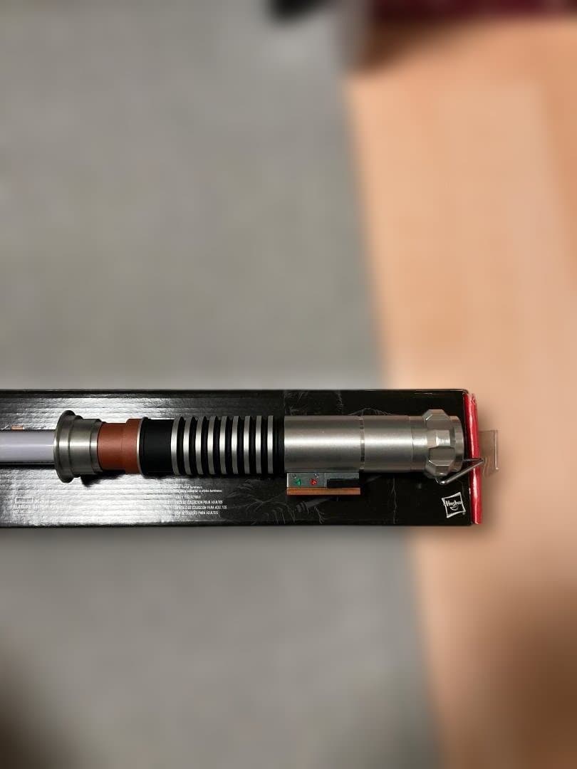 美品　ハズブロ ブラックシリーズ フォースFXライトセーバー　ルーク