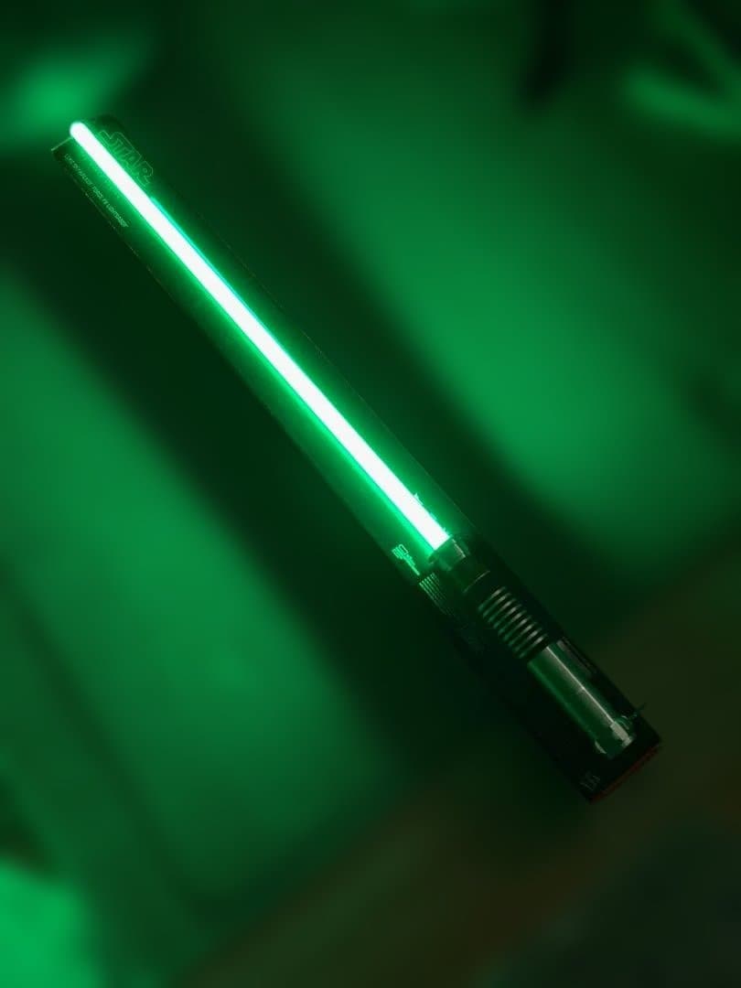 美品　ハズブロ ブラックシリーズ フォースFXライトセーバー　ルーク