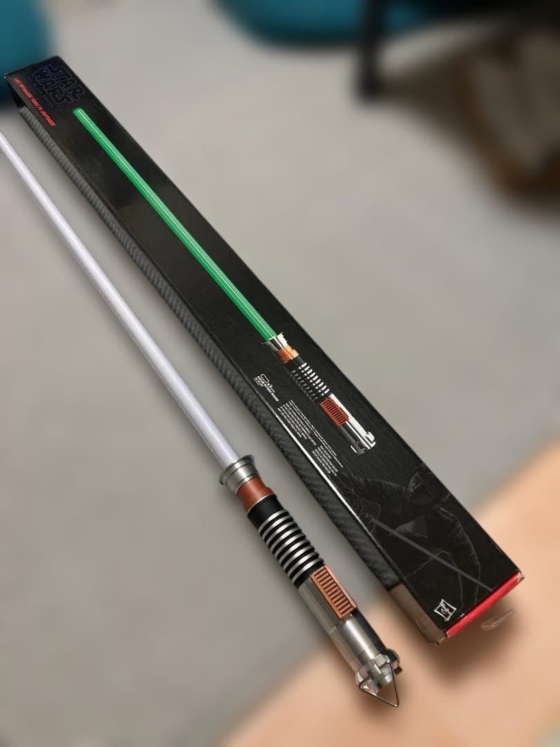 美品　ハズブロ ブラックシリーズ フォースFXライトセーバー　ルーク