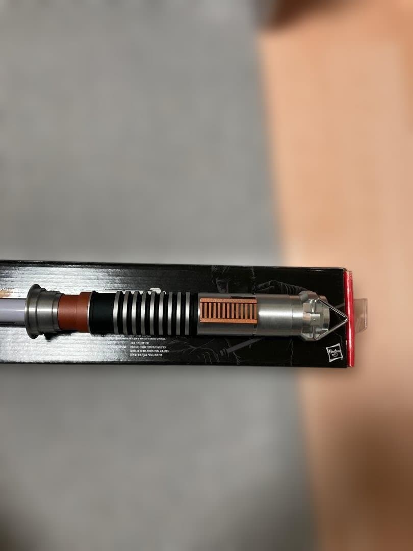 美品　ハズブロ ブラックシリーズ フォースFXライトセーバー　ルーク