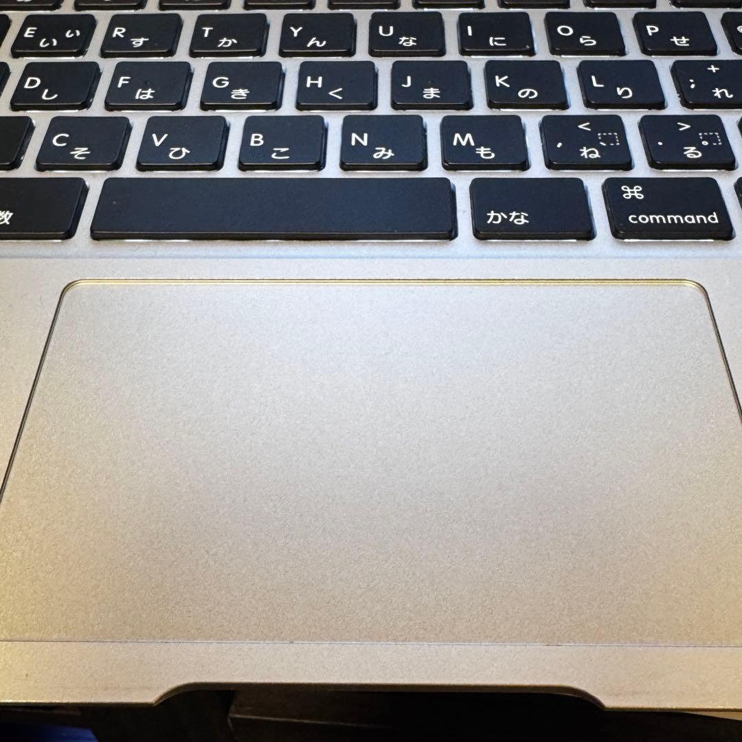Apple MacBook Air Early 2015 11インチ シルバー