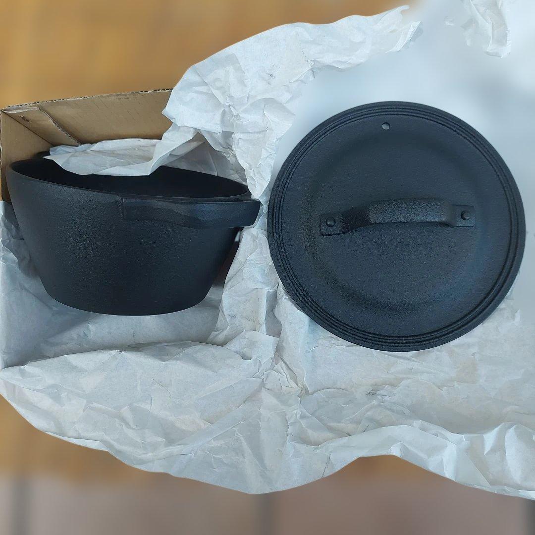 ☆新品未使用☆箱付き　OIGEN 鋳鉄 両手鍋 CT-8 黒 15cn