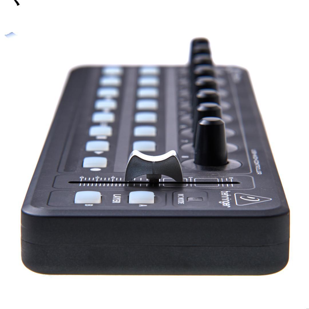 Behringer X-TOUCH MINI MIDIコントローラー