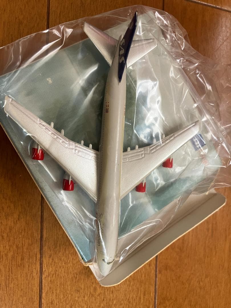スカンジナヴィア航空　SAS CARGO B747-200SF 貨物機模型　J