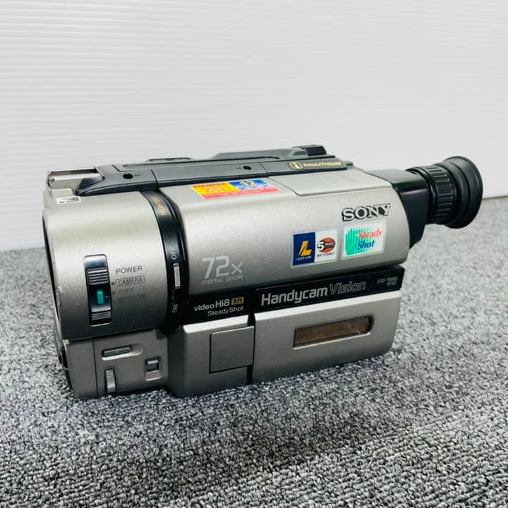 SONY ビデオカメラ　CCD-TRV65