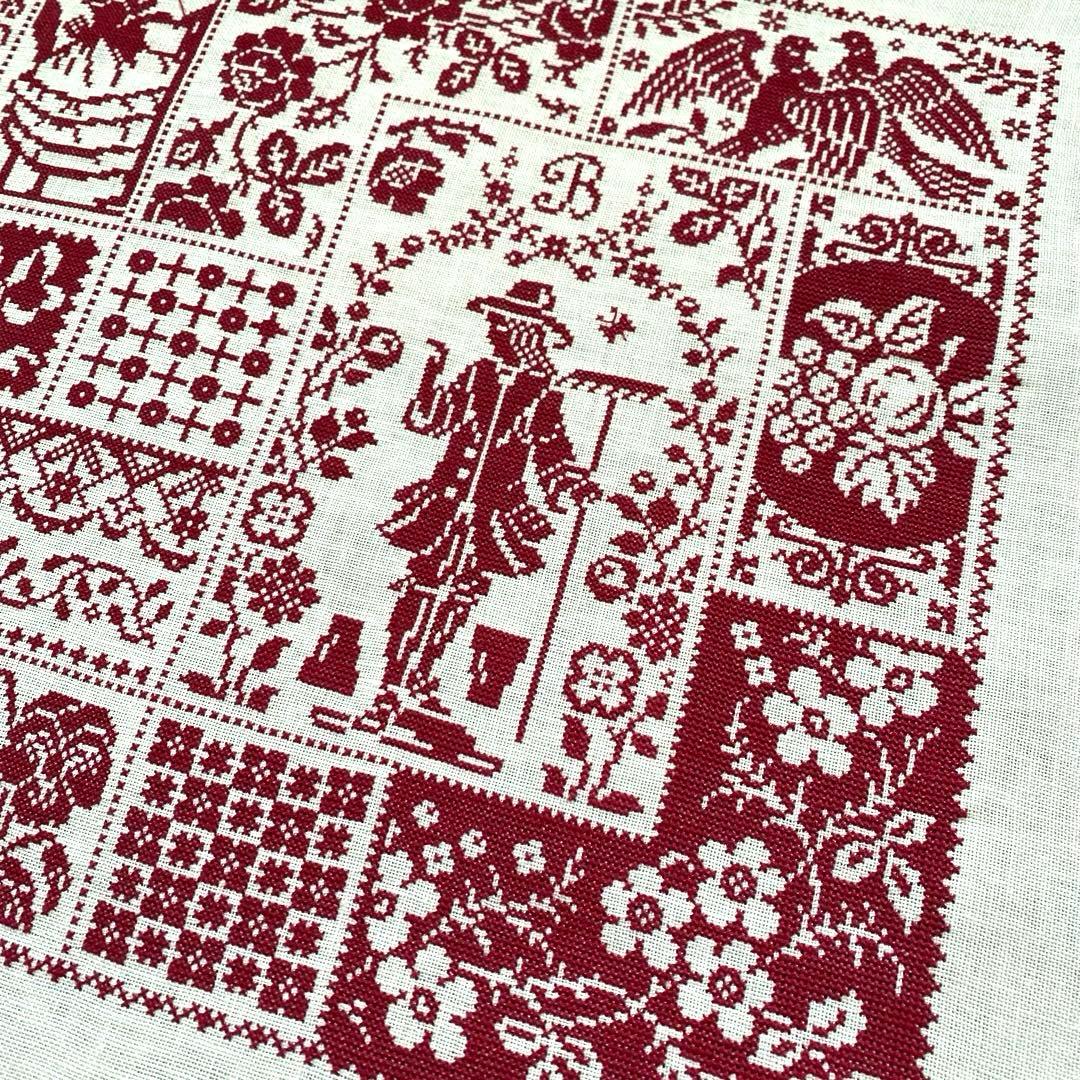 【chapeau】クロスステッチ完成品　秘密の庭 Ⅰ Marjorie