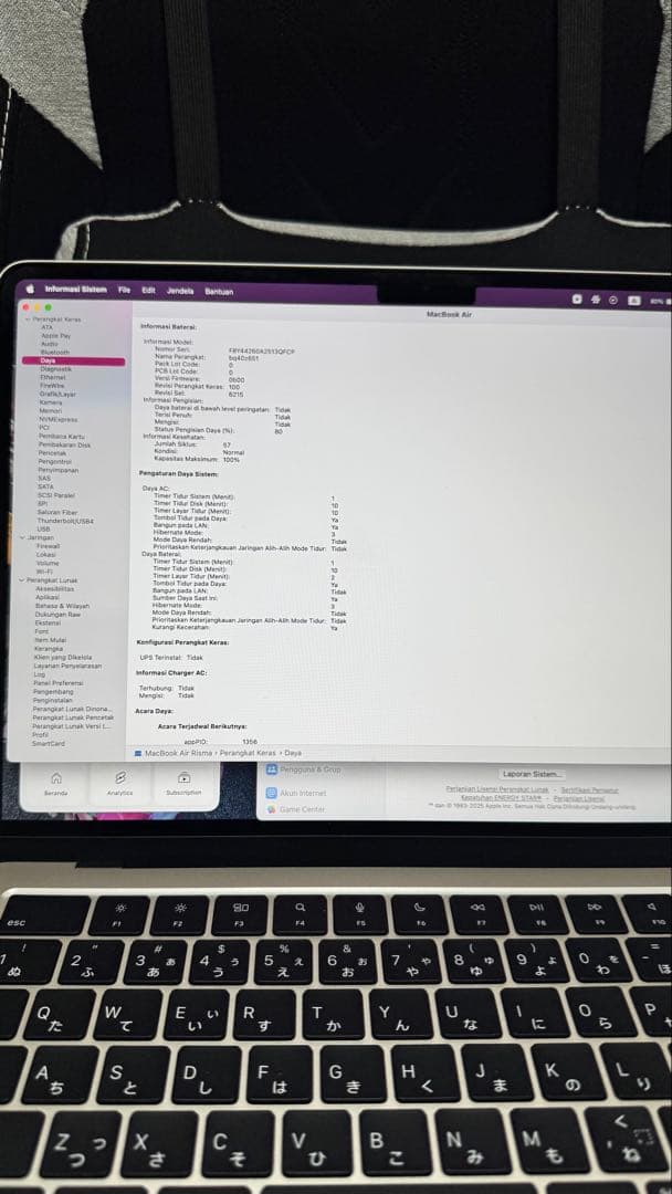 MacBook Air m2 16/256gb starlight13,6インチ