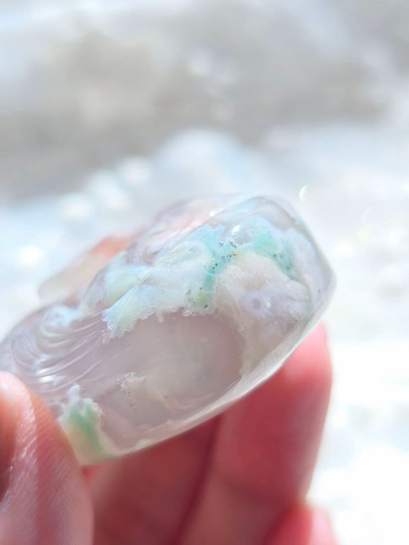 チェリーブロッサムアゲート グリーン桜瑪瑙 手彫り 九尾 天然石 一点物