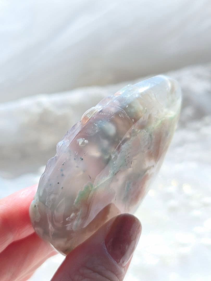 チェリーブロッサムアゲート グリーン桜瑪瑙 手彫り 九尾 天然石 一点物