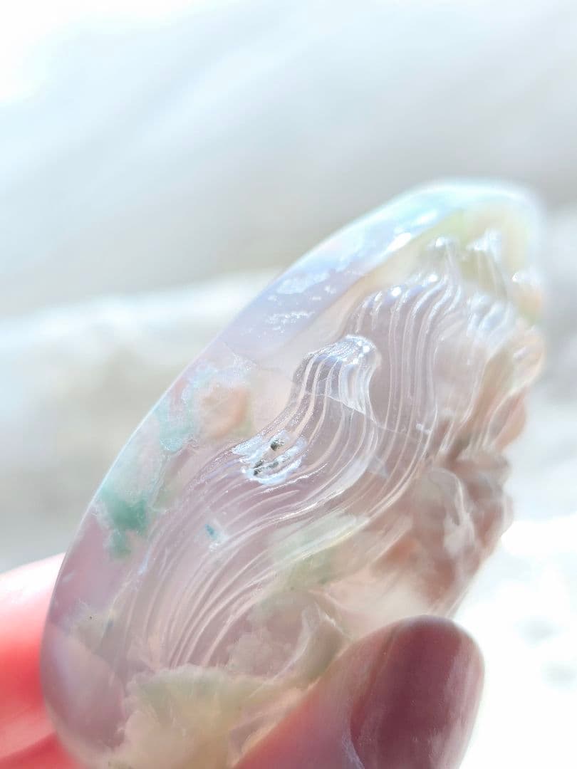 チェリーブロッサムアゲート グリーン桜瑪瑙 手彫り 九尾 天然石 一点物