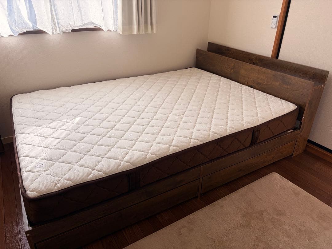 【3/2まで】美品 ダブルベッド収納付き 送料全国一律25400円　マットレス付