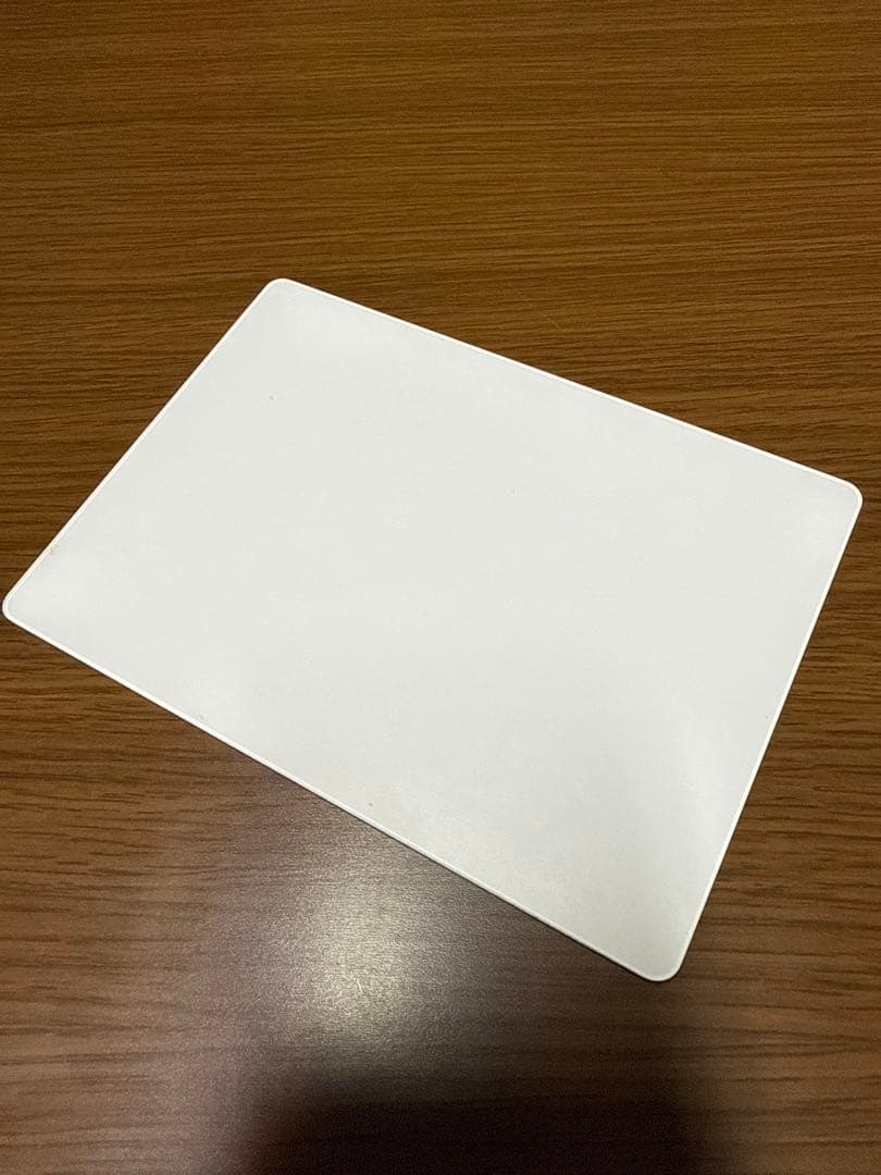 Apple Magic Trackpad 2（ホワイト） A1535 動作良好