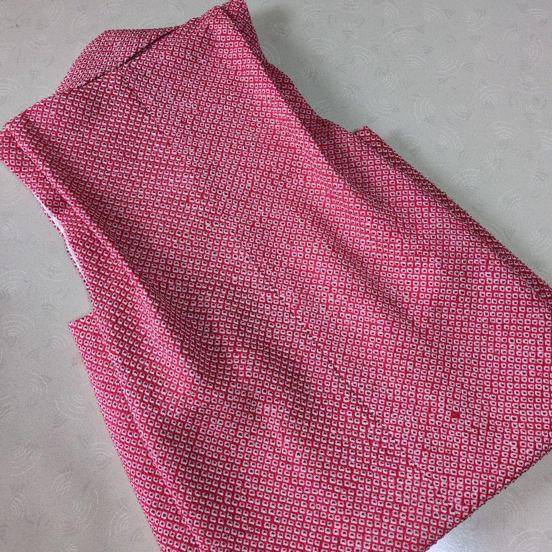 ももちです。正絹総絞り赤色の被布（中綿無し）