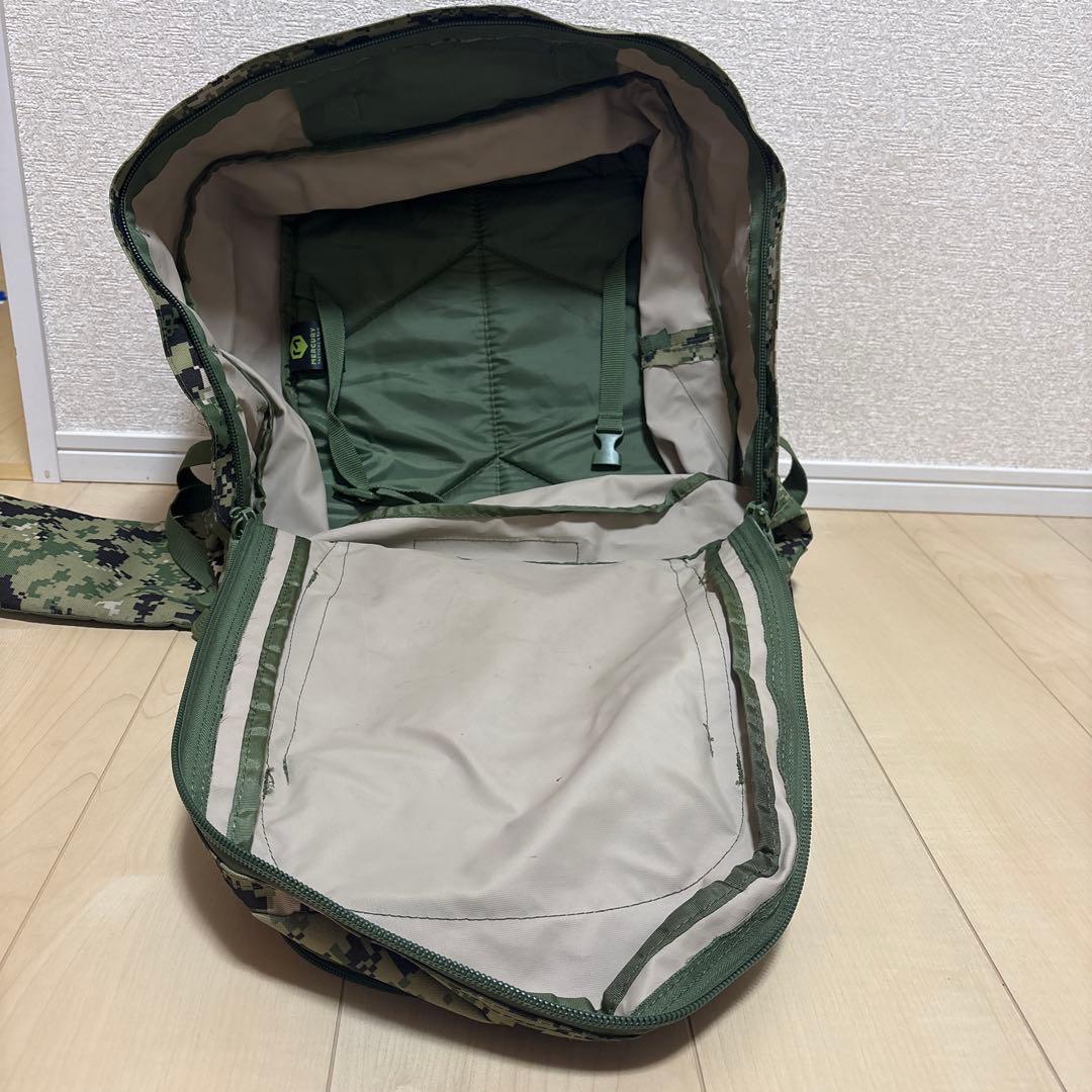 M*a様 米軍放出品　迷彩バックパック 大容量
