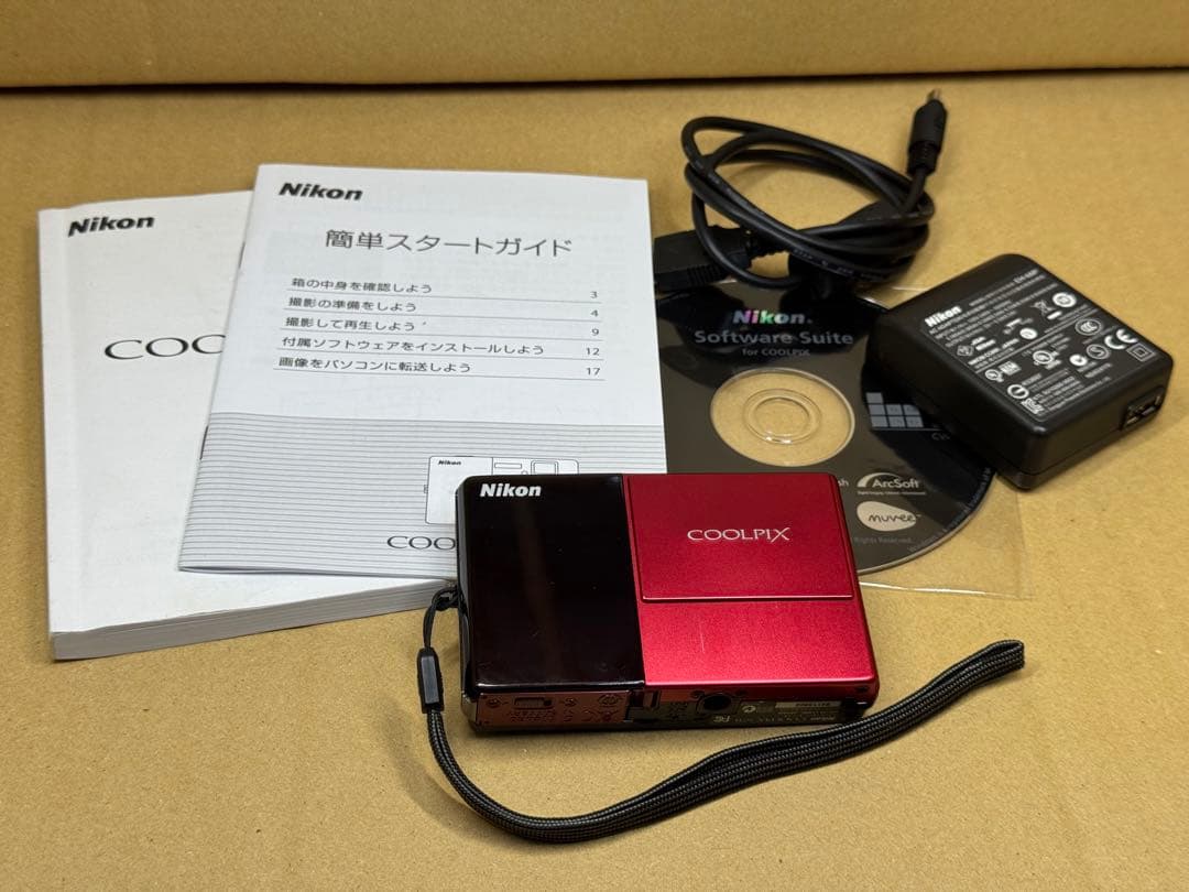 Nikon COOLPIX S70 コンパクトデジタルカメラ