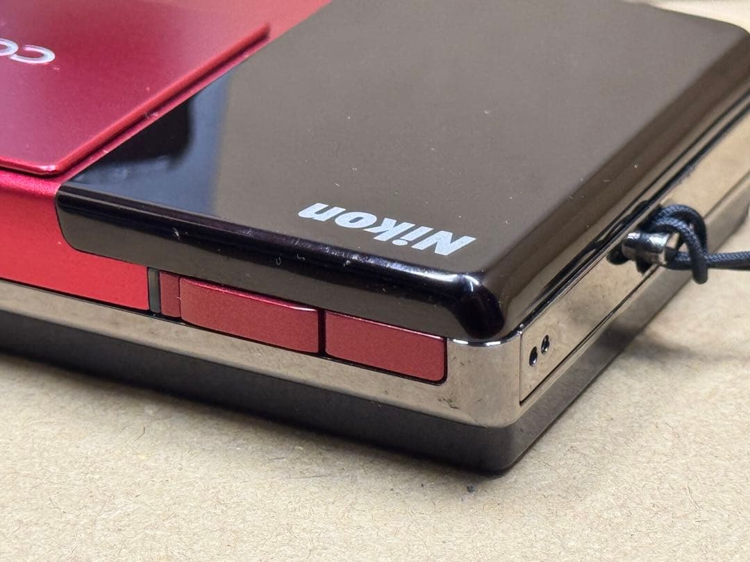 Nikon COOLPIX S70 コンパクトデジタルカメラ