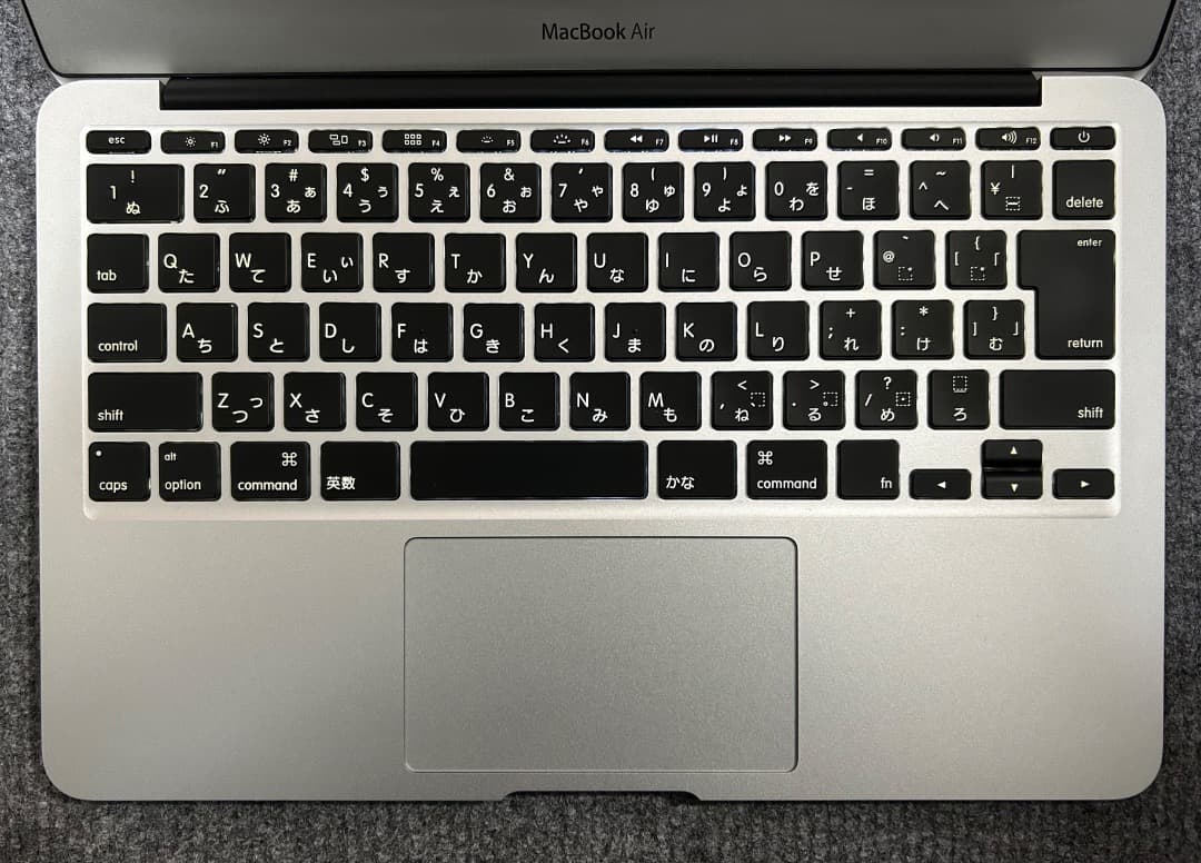 充電回数11回 MacBook Air 2015 i5 1.6Ghz 11インチ
