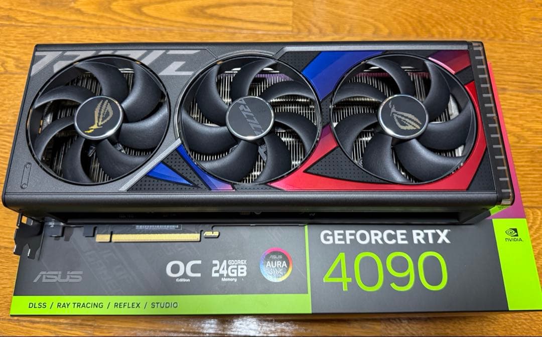 ASUS GeForce RTX 4090 OCモデル