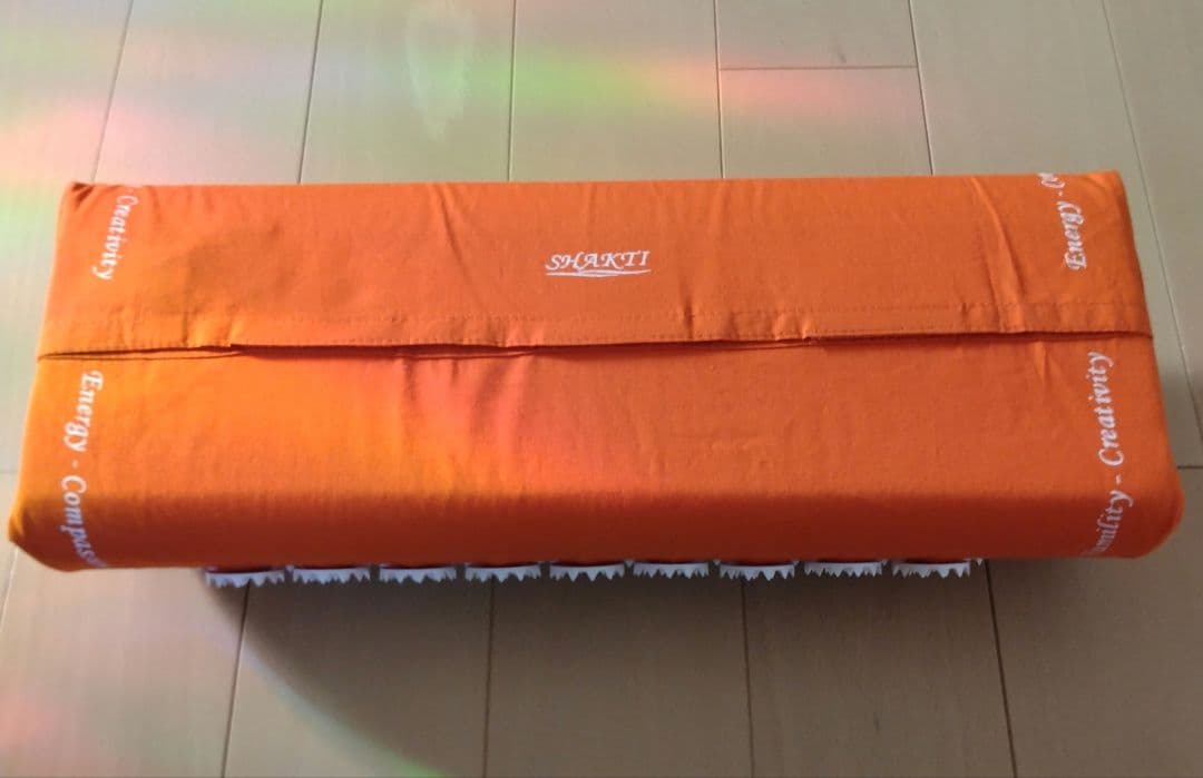 【正規品・美品】Shakti Pillow シャクティピロー オレンジ