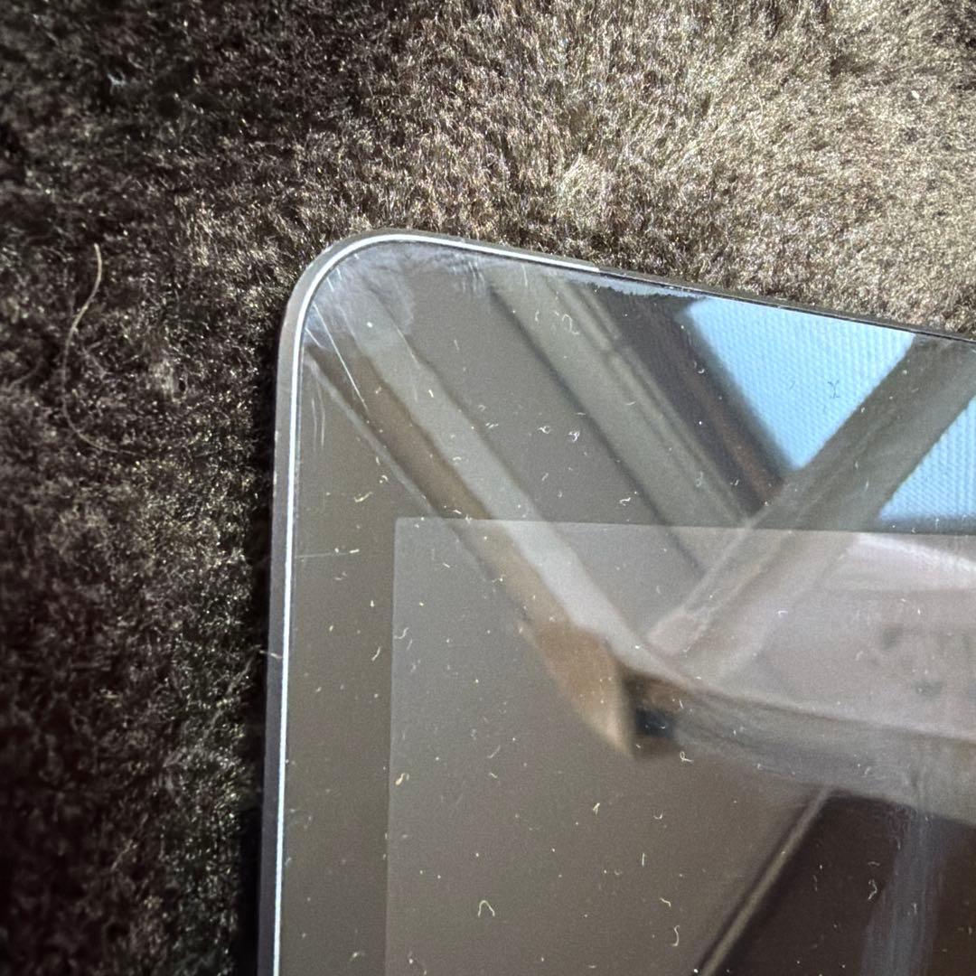 iPad 第8世代32GBブラック　simロック解除済み BT87%