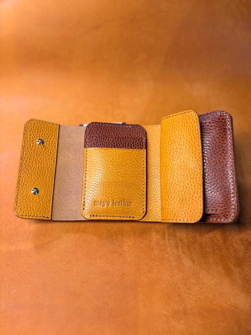 イタリアンレザードラーロで製作　三つ折り財布