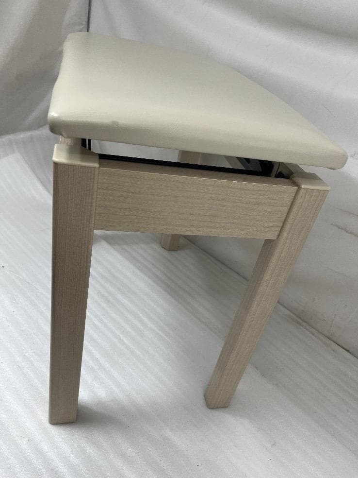 ※81391※YAMAHAピアノ椅子（ホワイトアッシュ）★送料無料