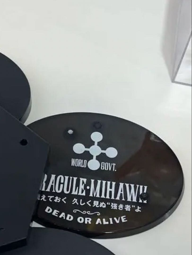 ワンピースフィギュア7体セット　ドフラミンゴ　ハンコック　ジンベエ　ミホーク