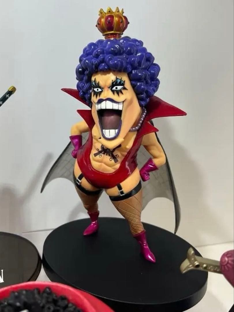 ワンピースフィギュア7体セット　ドフラミンゴ　ハンコック　ジンベエ　ミホーク