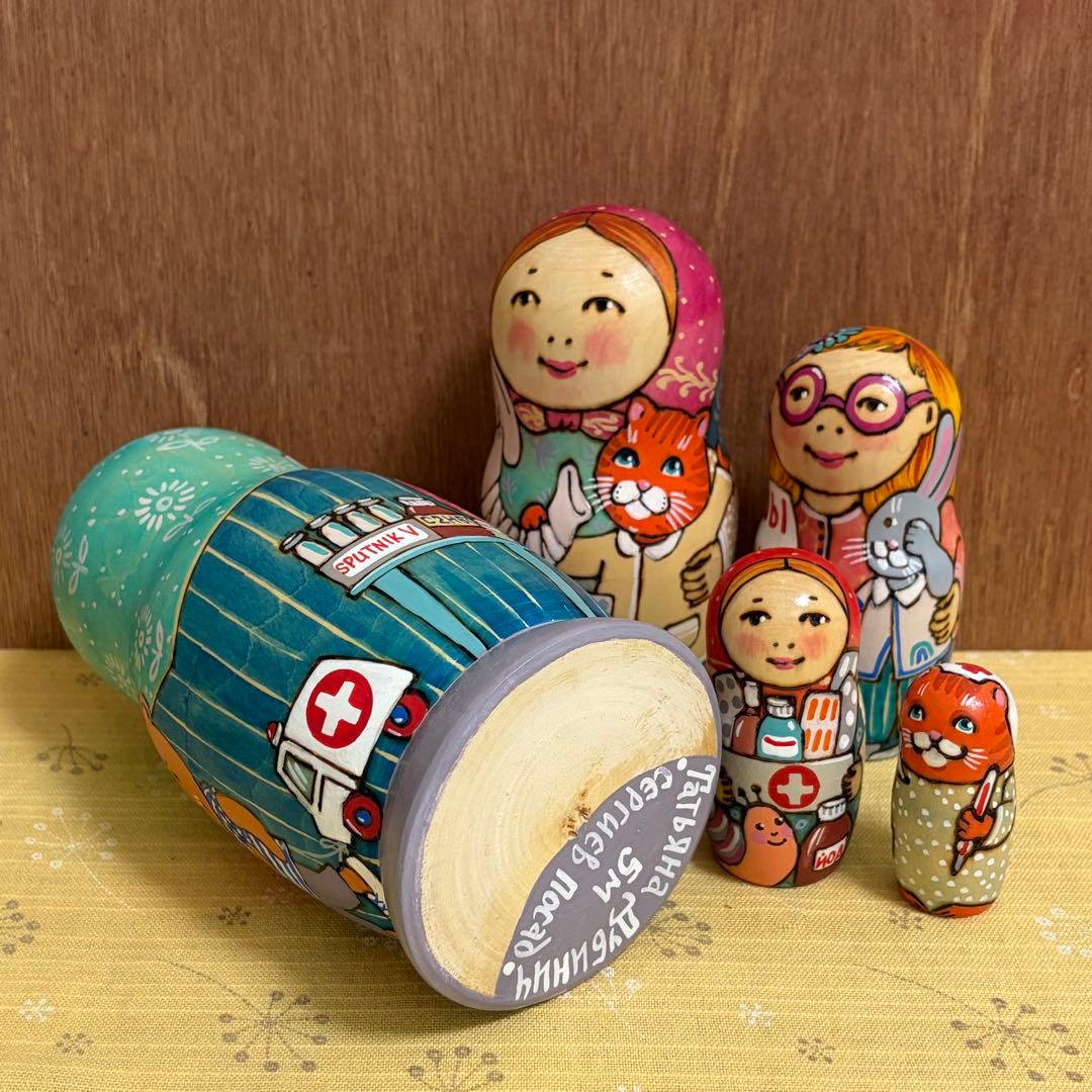 マトリョーシカ　オリジナル　タチアナ・ドゥビニッチ　ロシア雑貨