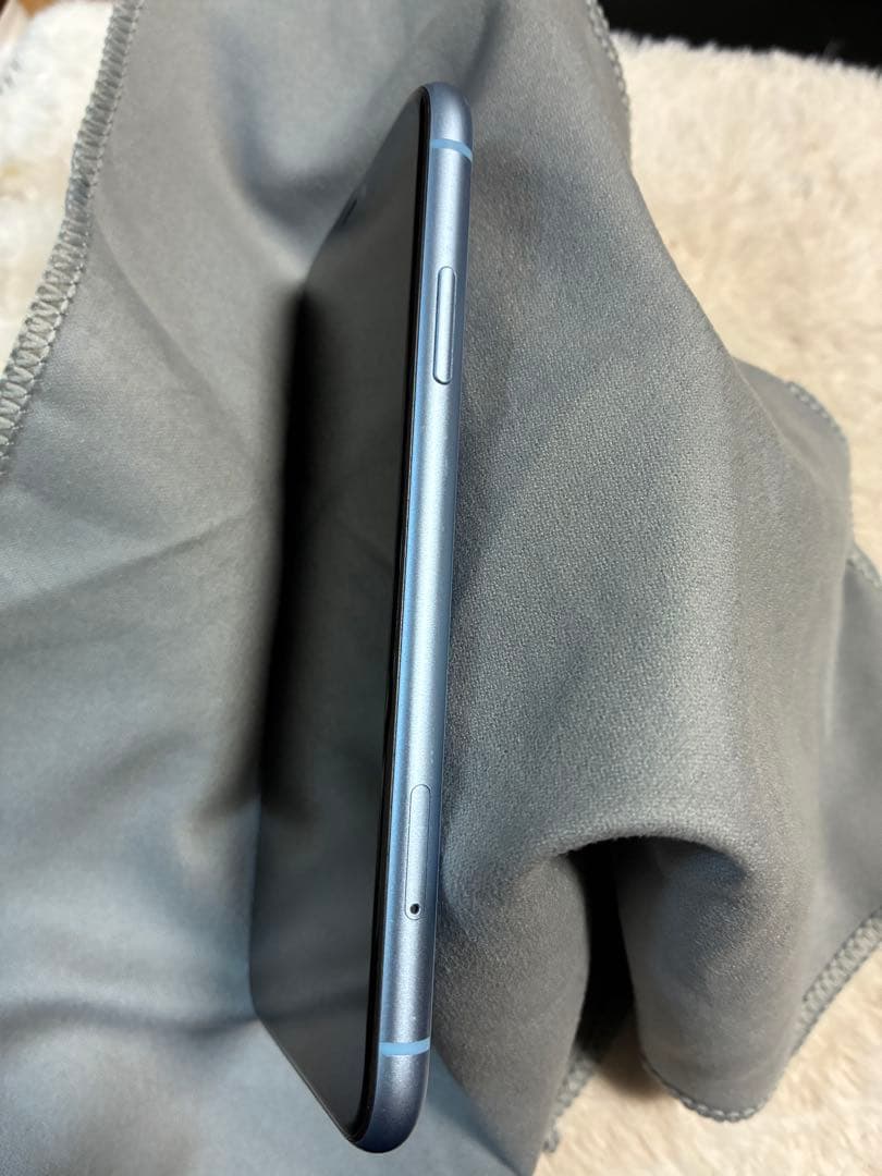 【美品・動作確認済み】iPhone XR ブルー　本体