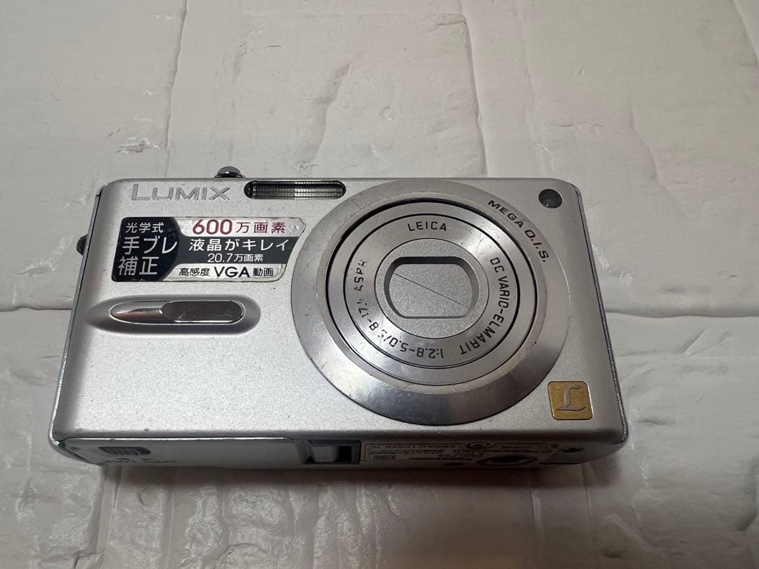 LUMIX DMC-FX9 シルバー 動作確認済み カメラ