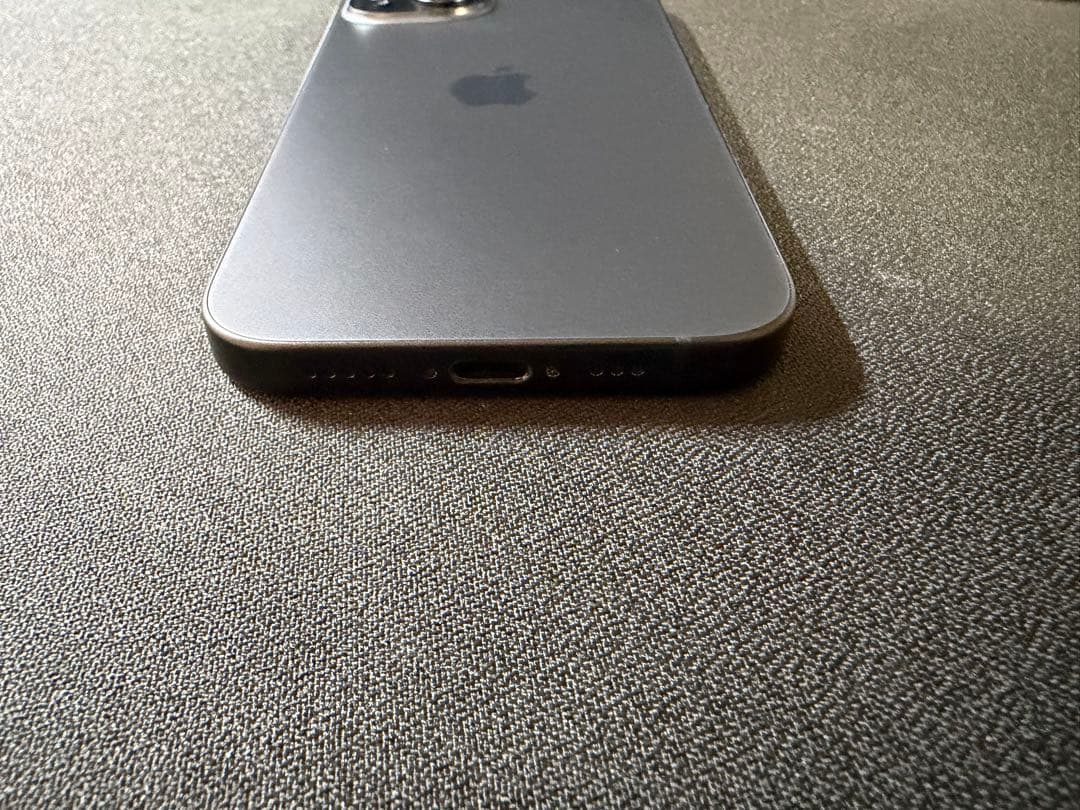 【超美品】Apple iPhone15 128GB スペースグレイ