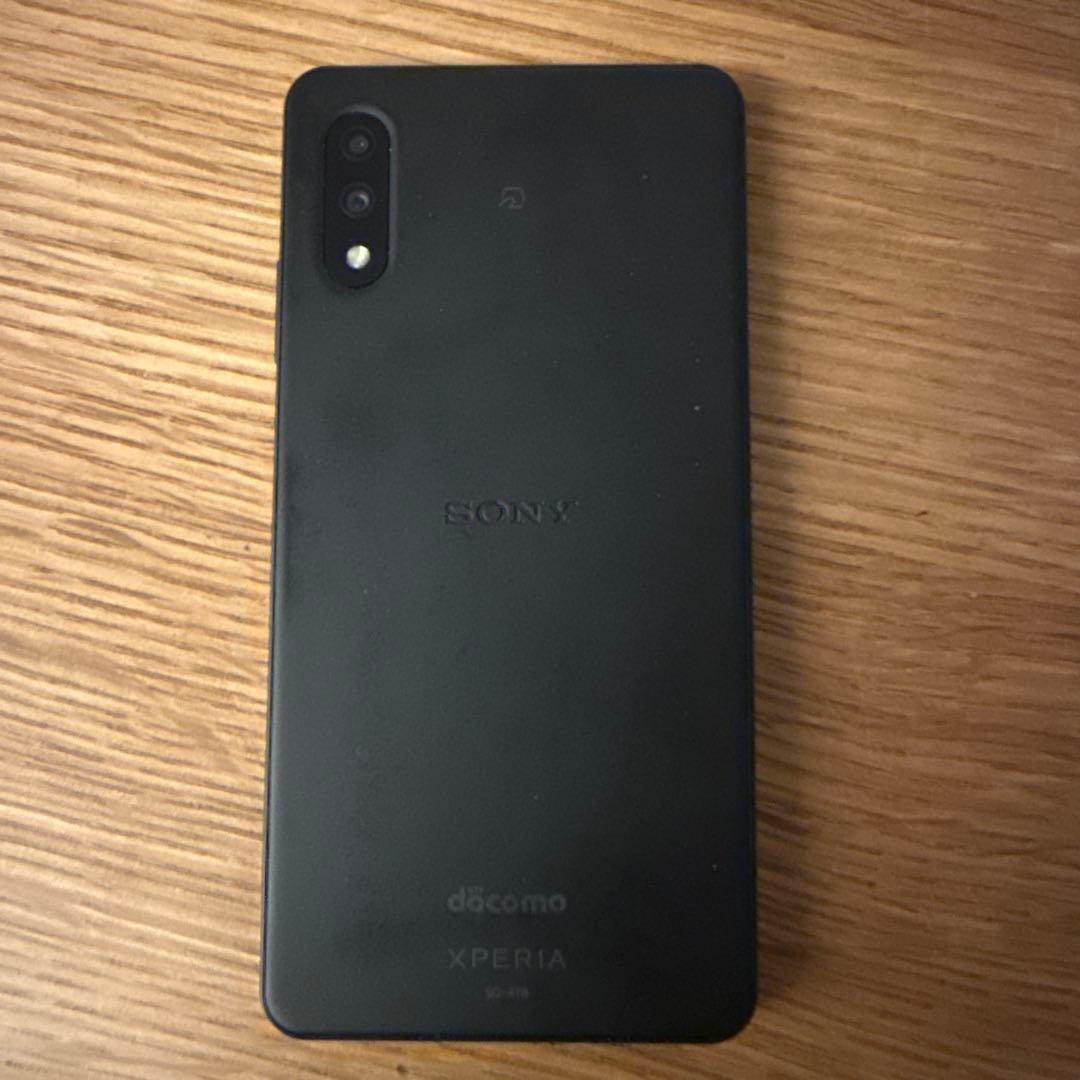 Sony Xperia SO-41B 本体