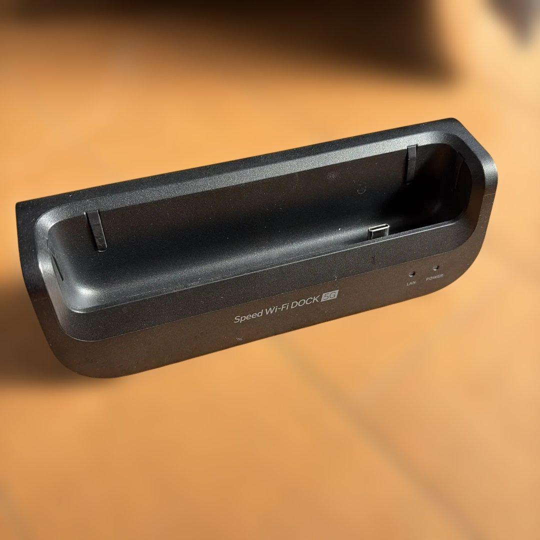 Speed Wi-Fi DOCK 5G 本体 ドッグ 箱　完品