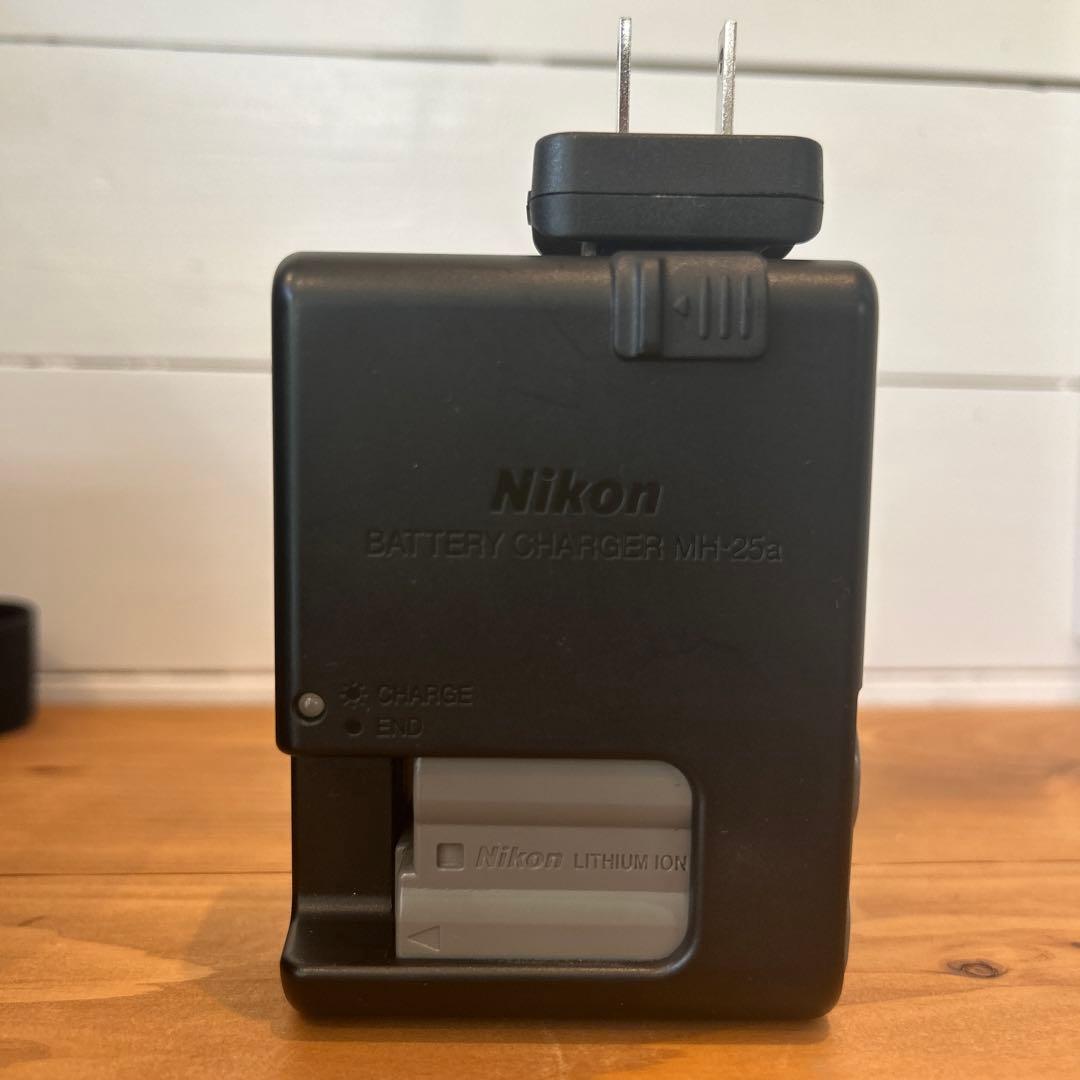 もち！！Nikon D7500 デジタル一眼レフカメラ　レンズ付き