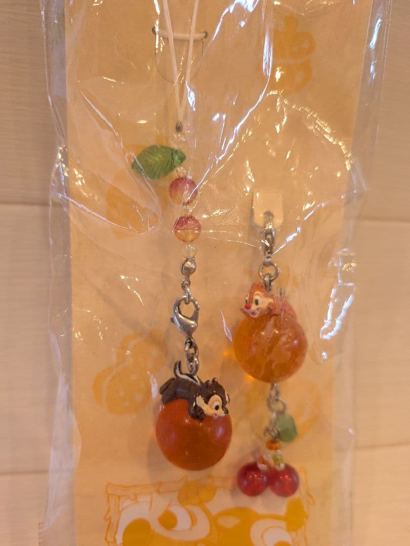 希少　チップとデール　ストラップ　チャーム　当時物　レトロ　ディズニーストア