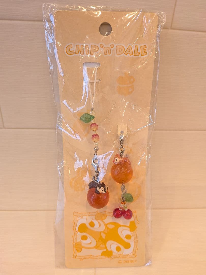 希少　チップとデール　ストラップ　チャーム　当時物　レトロ　ディズニーストア