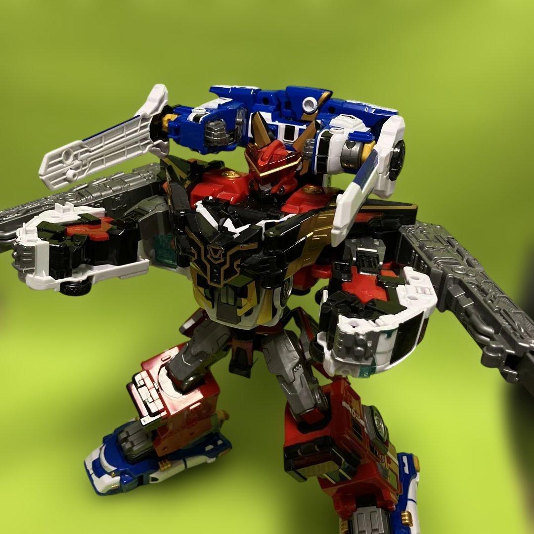 ギガントセイバー トボットV トランスフォーマー メタルカードボット 韓国版