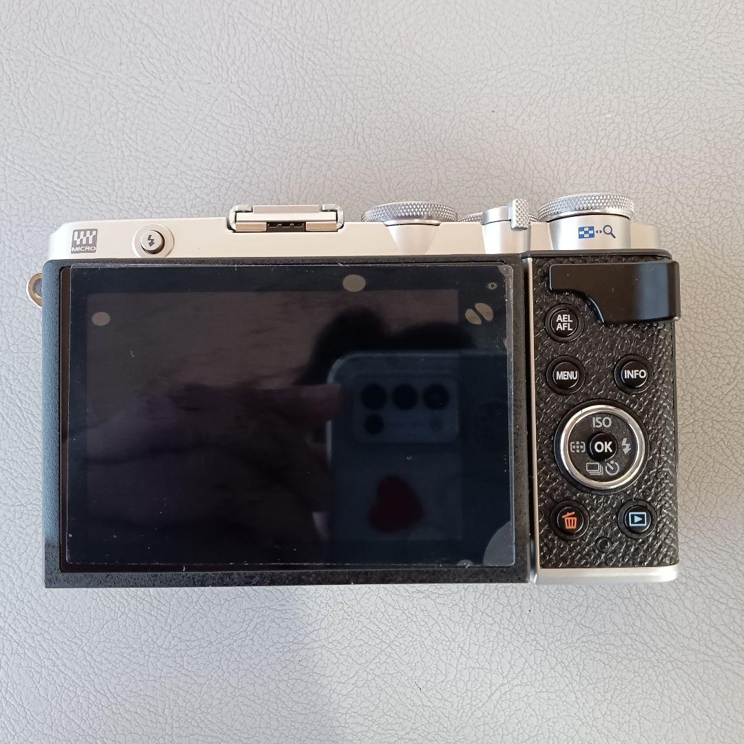 中古美品/PEN E-P7ボデイ/訳あり/おまけ付き/シャッター2043回