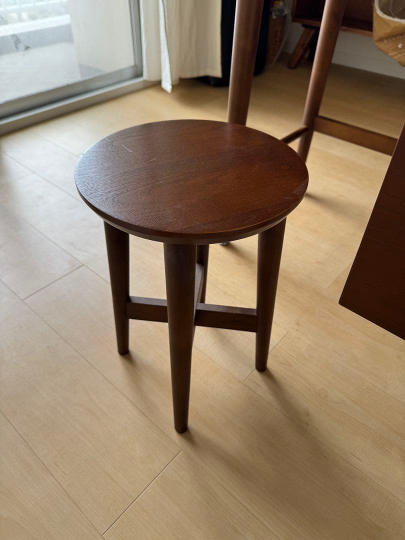 大北家具　木製ドレッサーとスツールセット