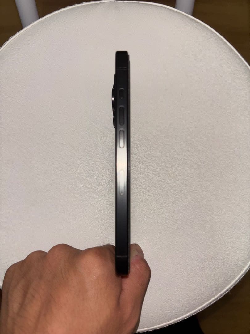 iPhone15 Pro ブラックチタニウム