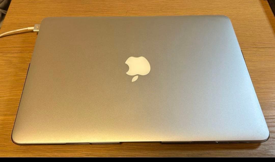 MacBook Air (13-inch, Mid 2012) 本体