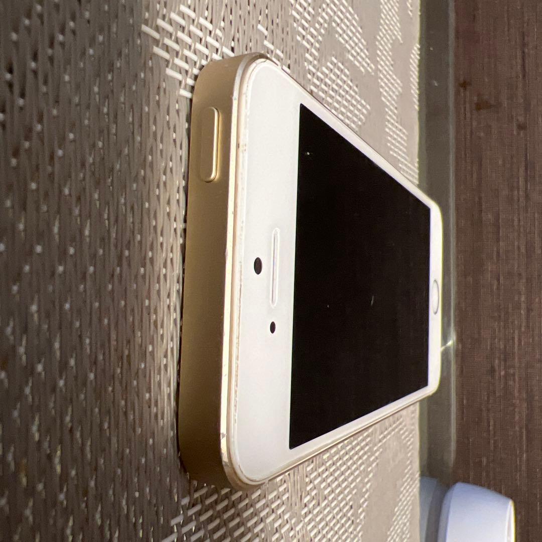 iPhone SE 初代　Gold 64GB SIMフリー